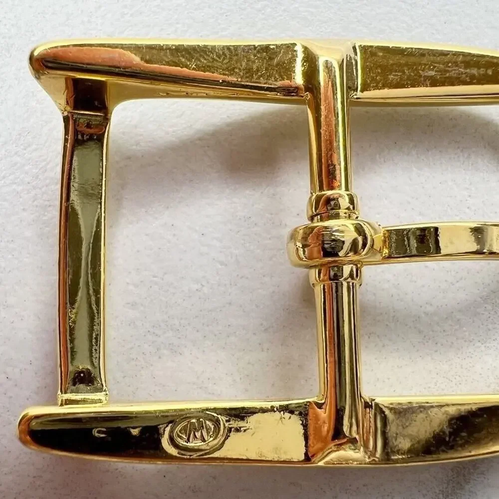 Vintage Gold Tone Simple Basic Belt Buckle for up to 1 Inch Belt